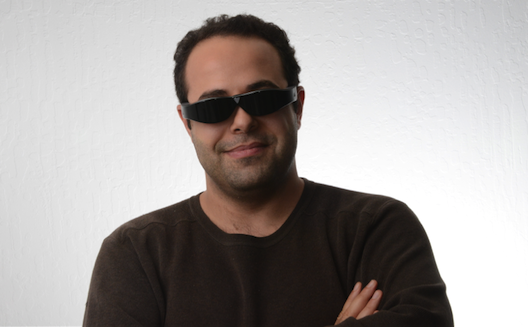 Lebanese entrepreneur beats Google Glass with lightweight 3D glasses