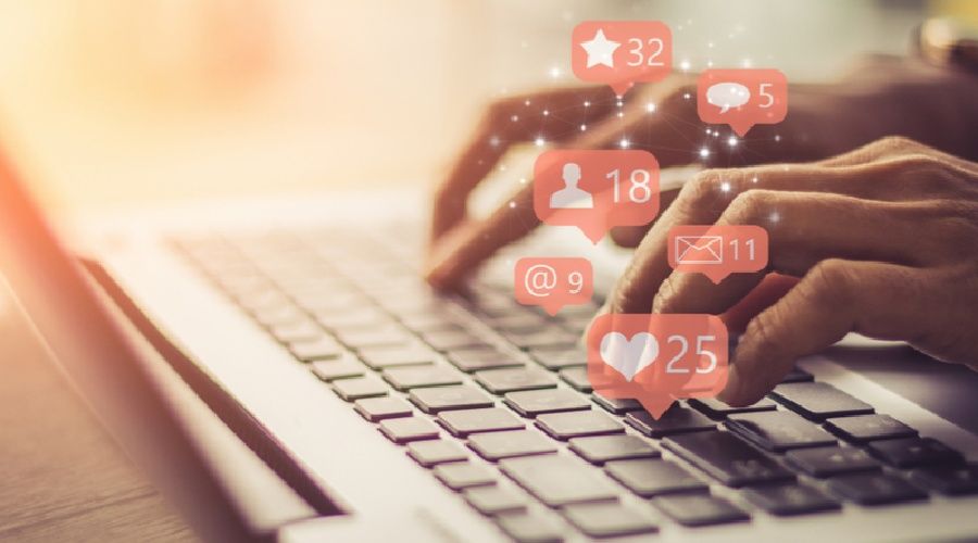 How to Manage Your Public Image on Social Media