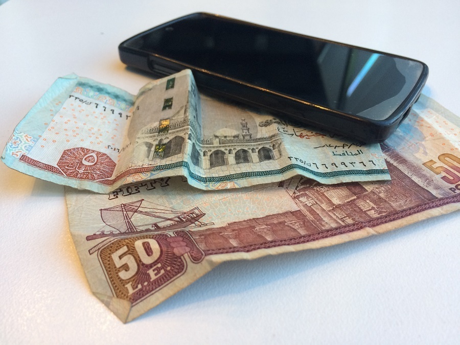 Egypt loosens rules on mobile money